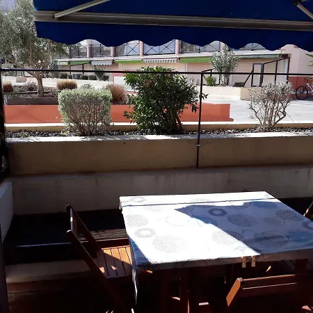 Studio Cabine Climatise Piscine